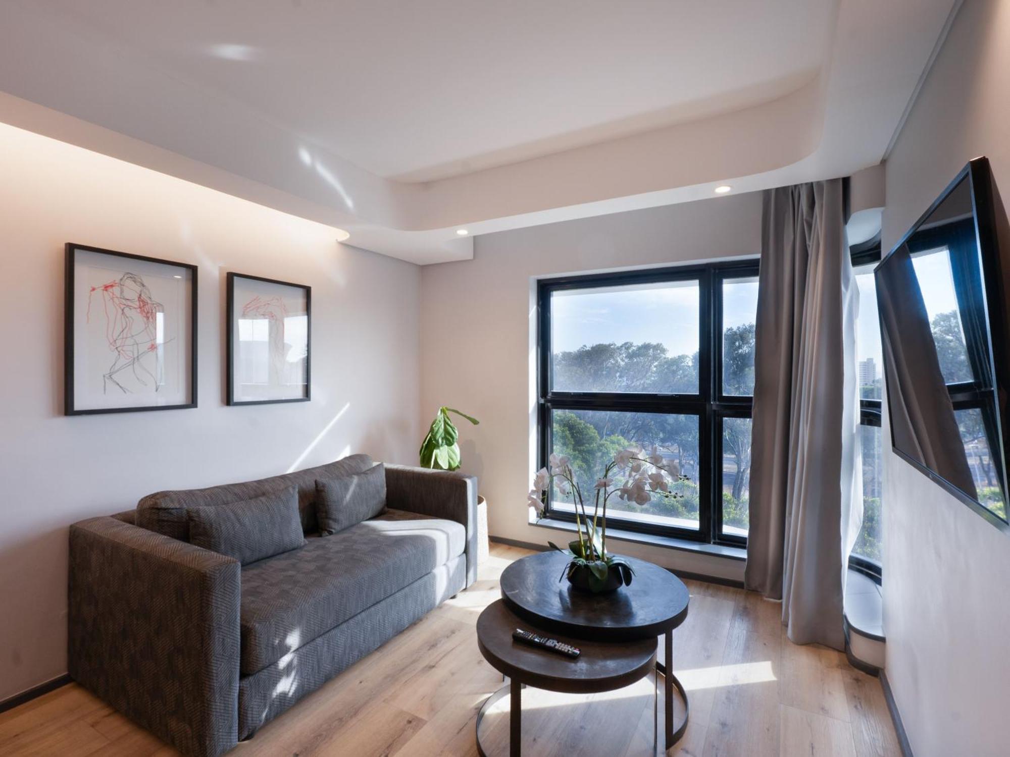 Anew Hotel Green Point Cape Town Exterior photo